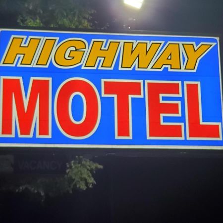 Highway Motel Saint Paul Ngoại thất bức ảnh