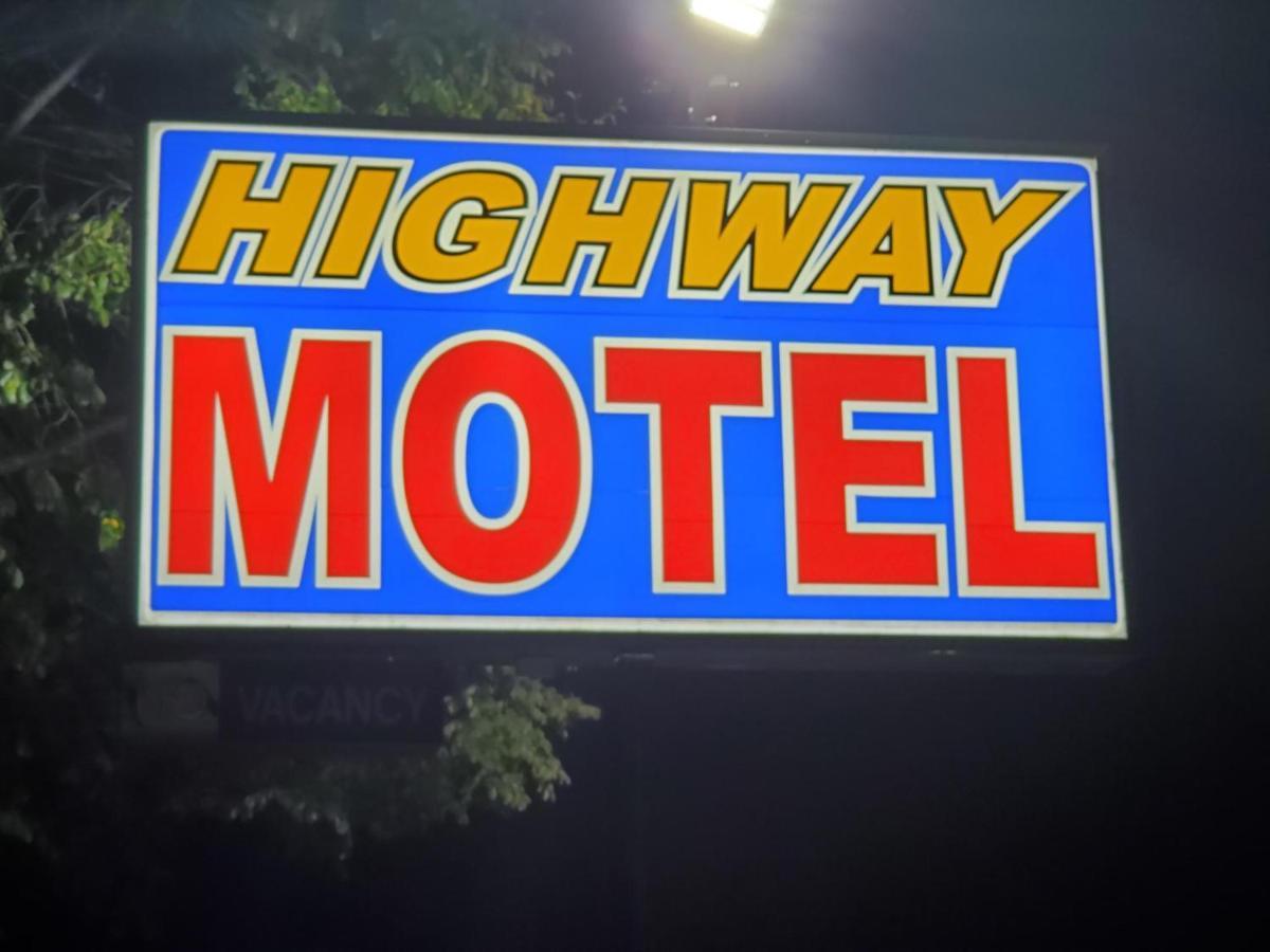 Highway Motel Saint Paul Ngoại thất bức ảnh